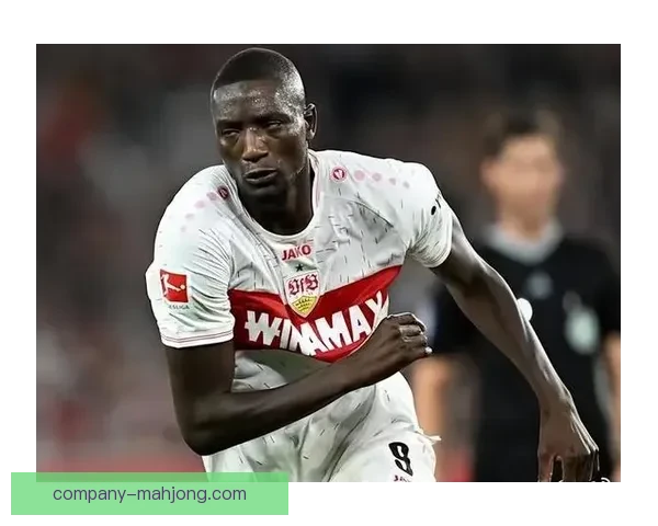 吉拉西德甲主场上演单场三球帽子戏法火力全开引爆球迷期待新纪录 吉拉西德甲主场上演单场三球帽子戏法火力全开引爆球迷期待新纪录